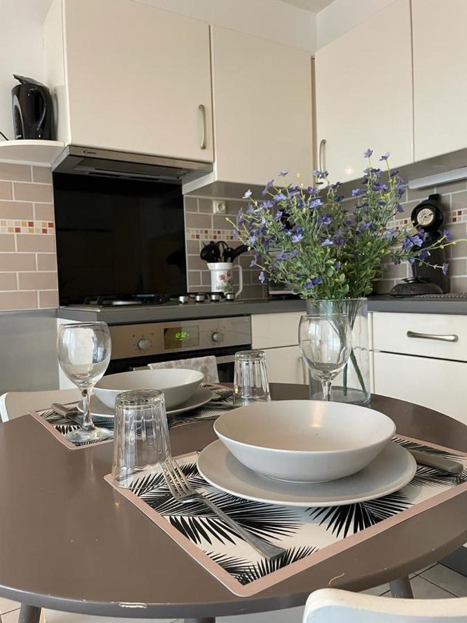 Le Tranquille - Calme - Parking Prive Apartment Ambilly Exterior photo